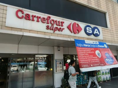 Carrefour - Photo 3