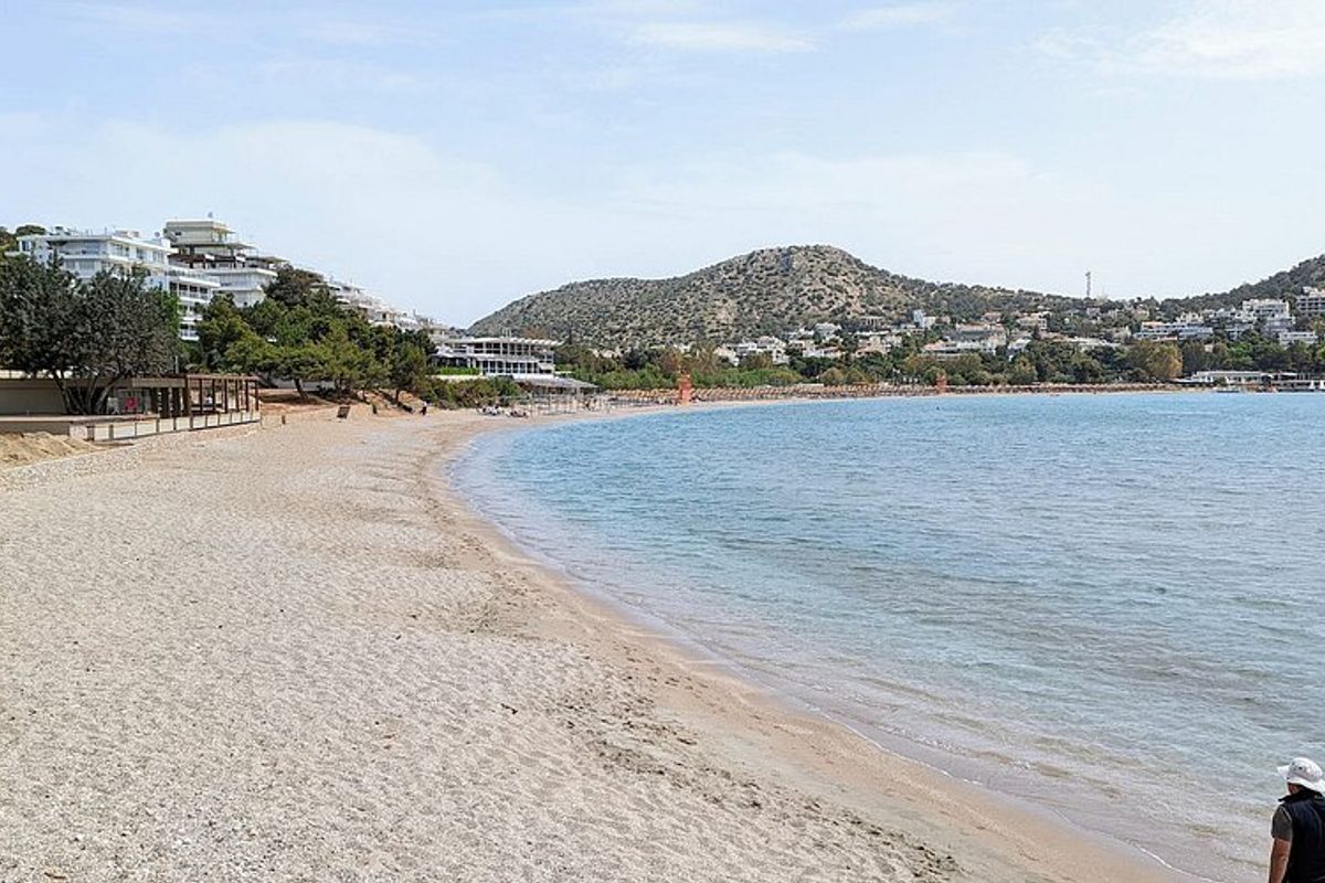 Lake Beach - Photo 1