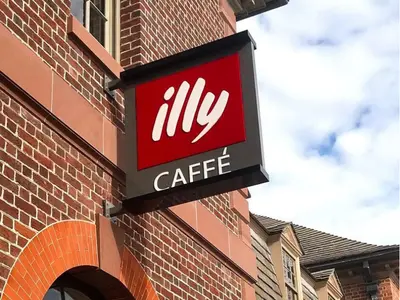 illy - Photo 3