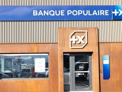 People's Bank - Photo 1