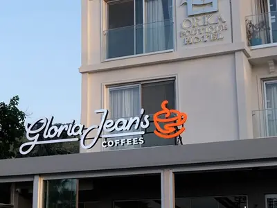 Gloria Jean's - Photo 2