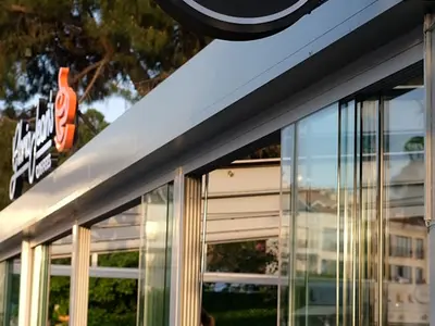 Gloria Jean's - Photo 3