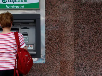 OTP Bank - Photo 2