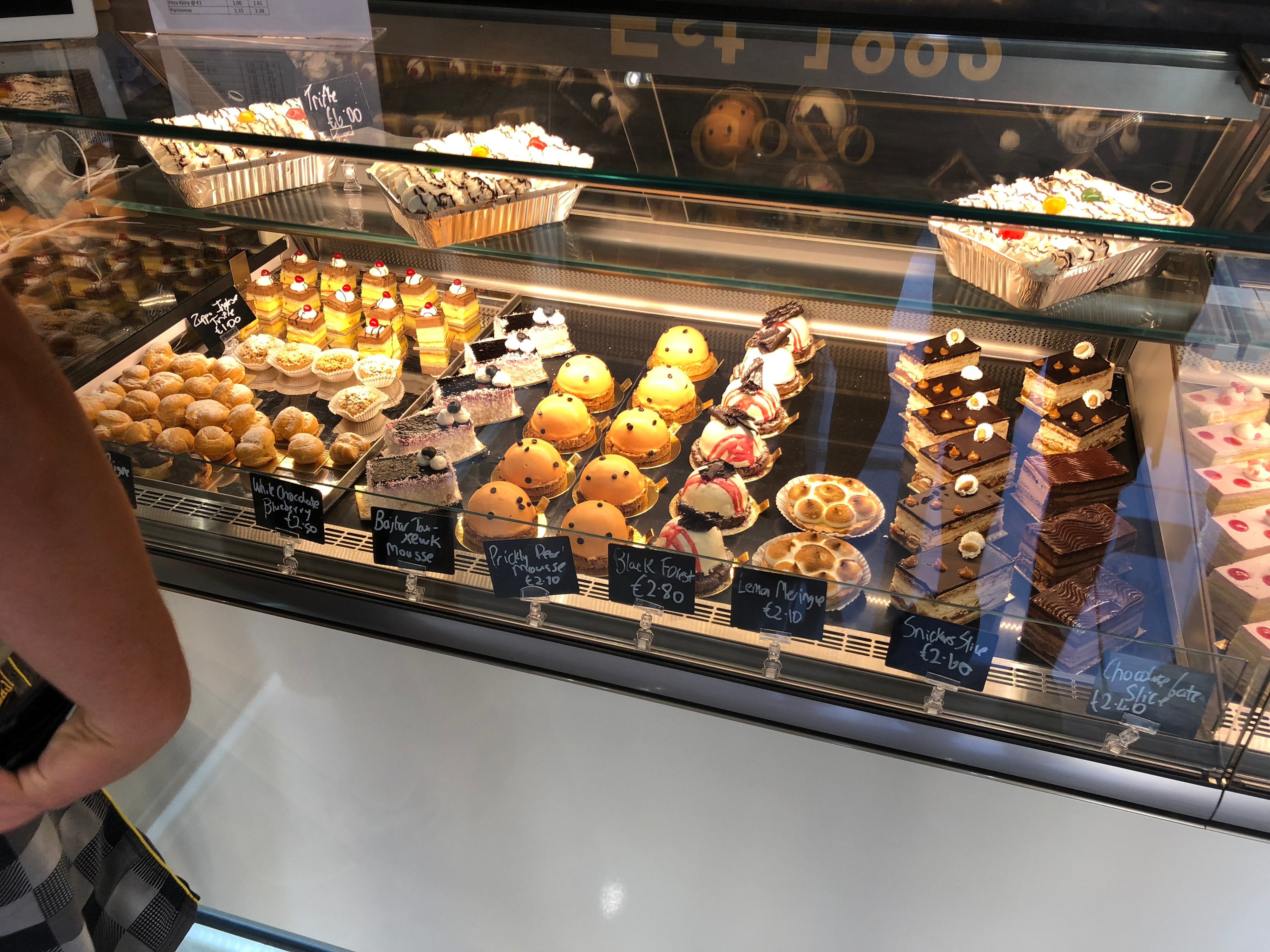 Debono's Bakery