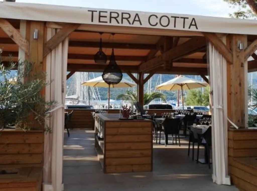 Terra Cotta - Main photo