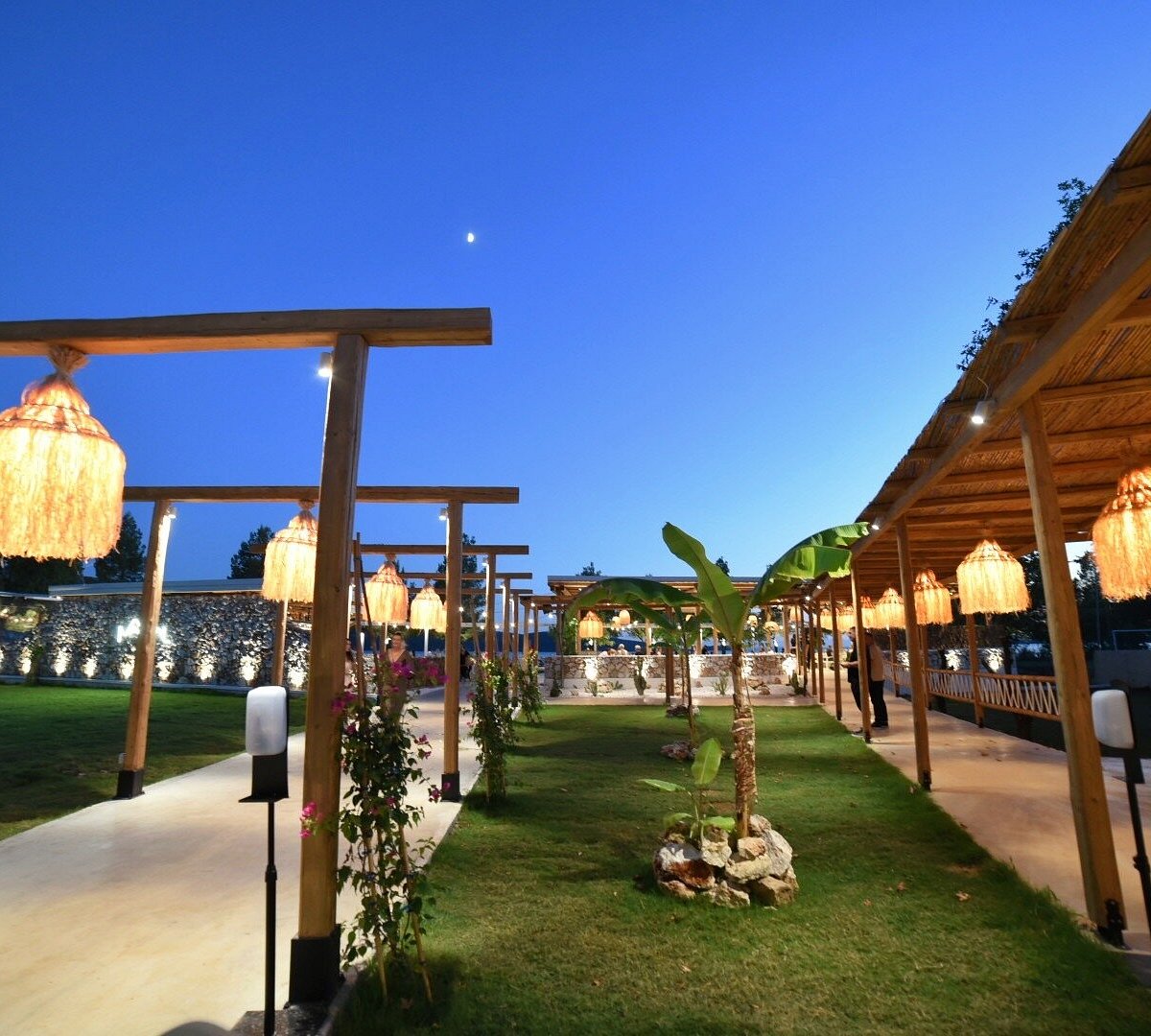Naval Seaside Gastro Bar - Photo 2