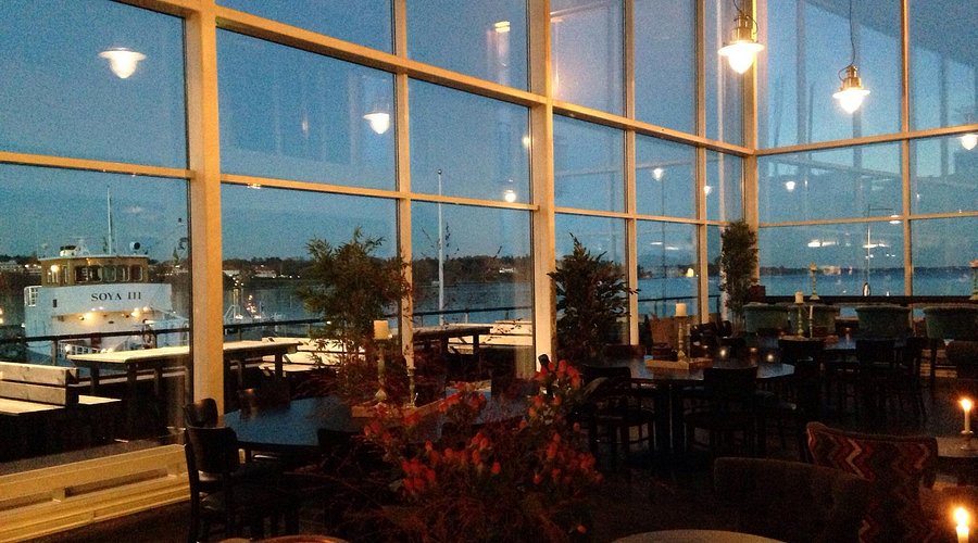 Pier 16