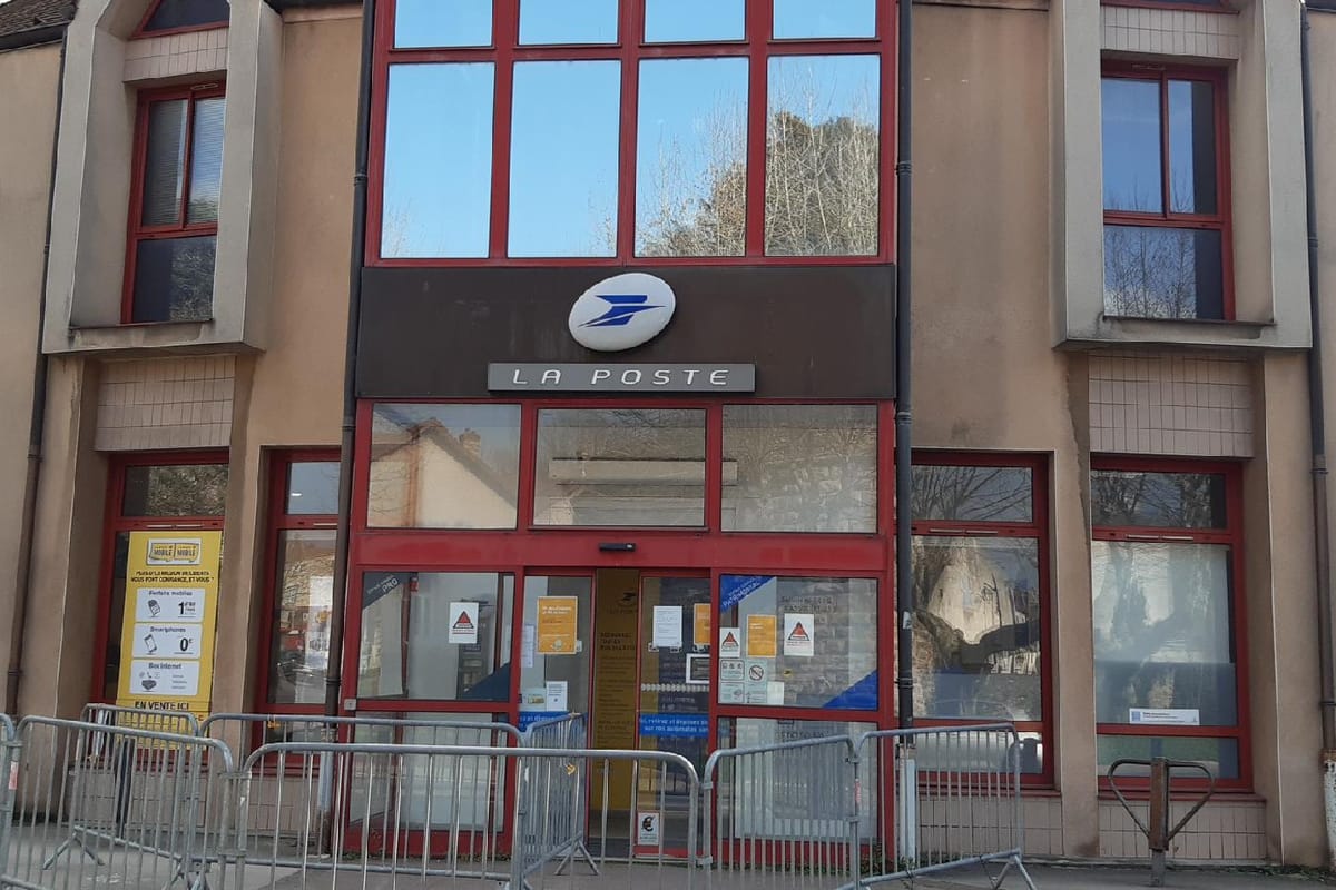 The Postal Bank - Photo 1