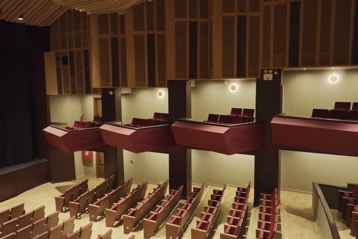 Vangelis Papathanasiou Municipal Theater - Photo 1