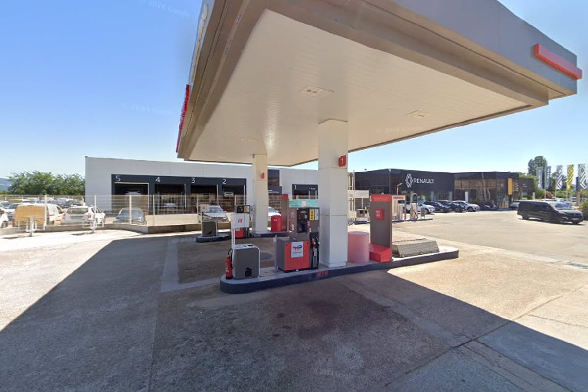 Total Fuel Station - Photo 1