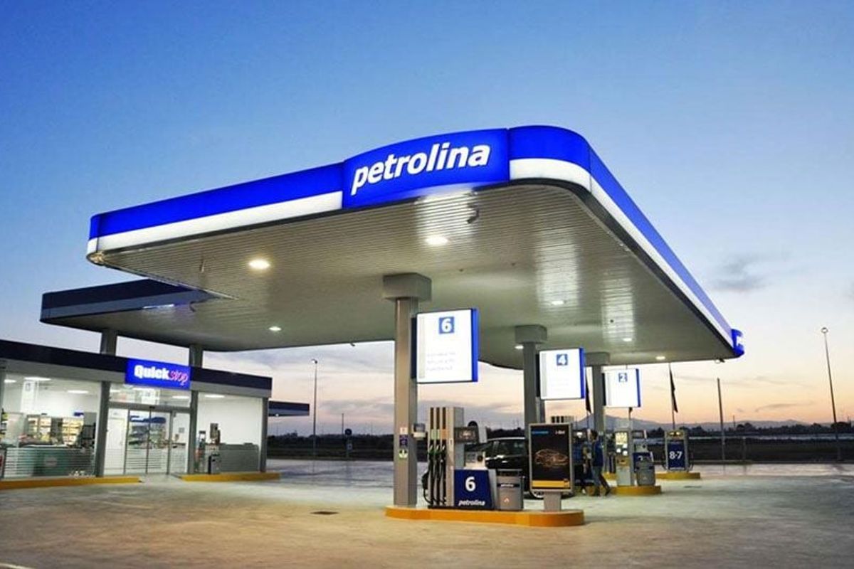 Silk Oil Gas Station - Photo 2