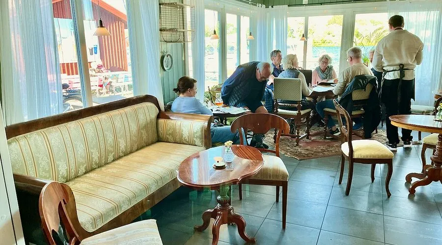 Brasserie Nostalgia - Photo 1