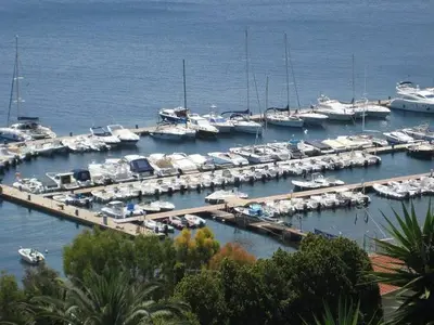 Boat Fuel Dock - Photo 5