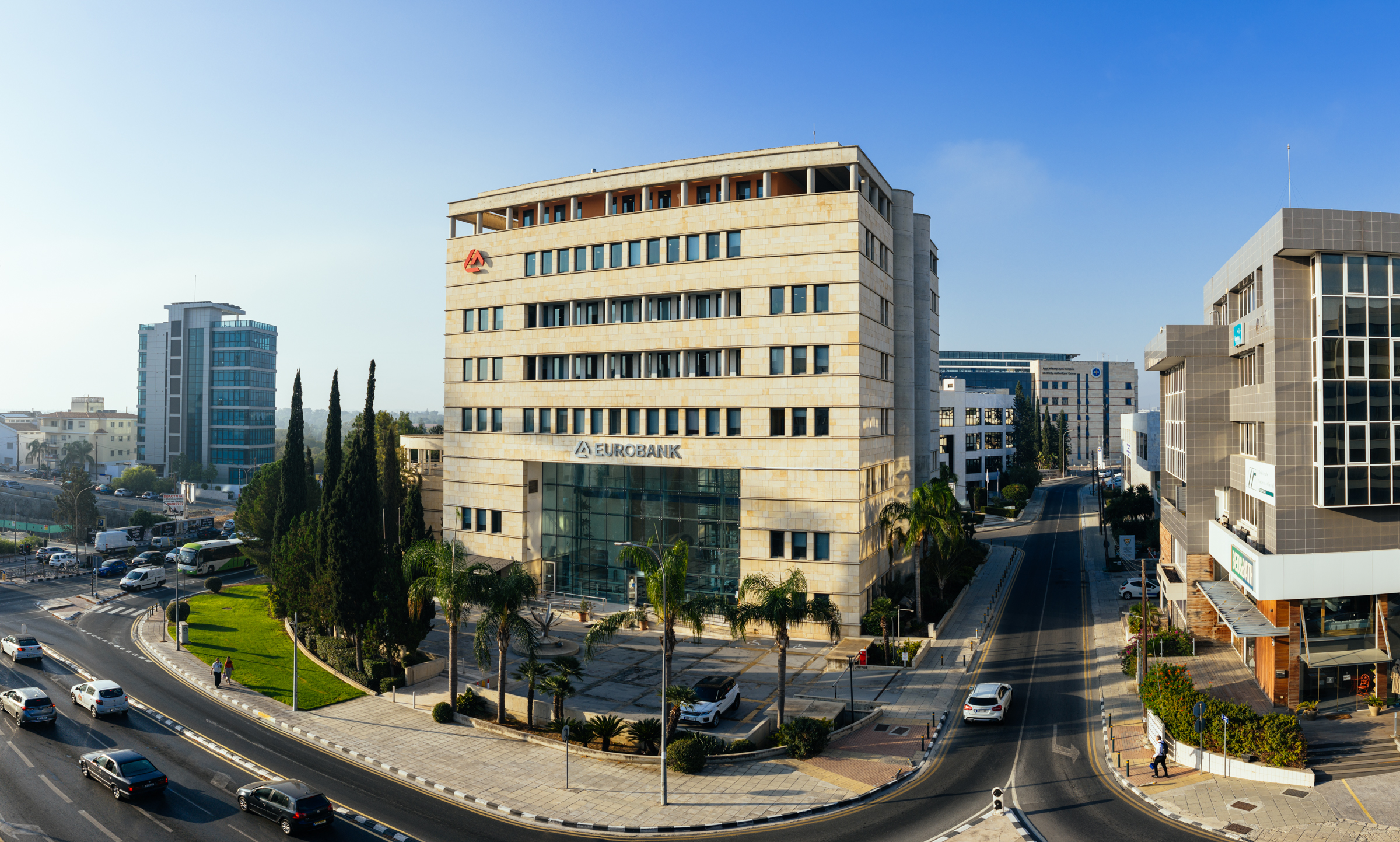Eurobank - Photo 2