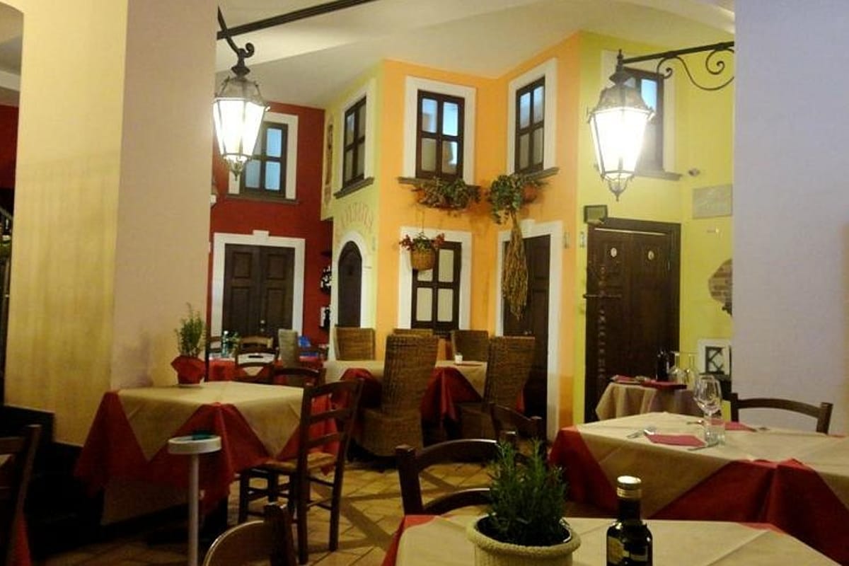 The Little Square Pizzeria - Photo 2