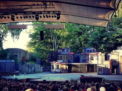 Open-Air Stage - Photo 2