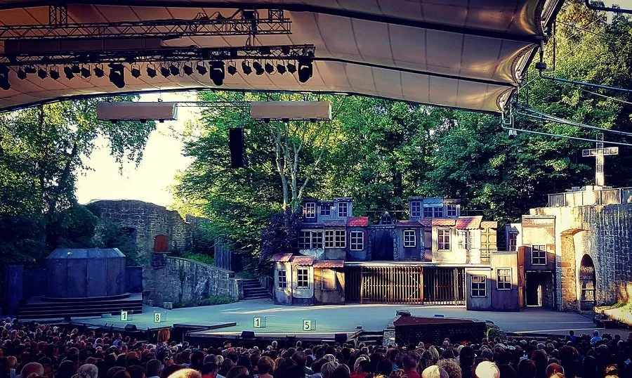 Open-Air Stage - Photo 2