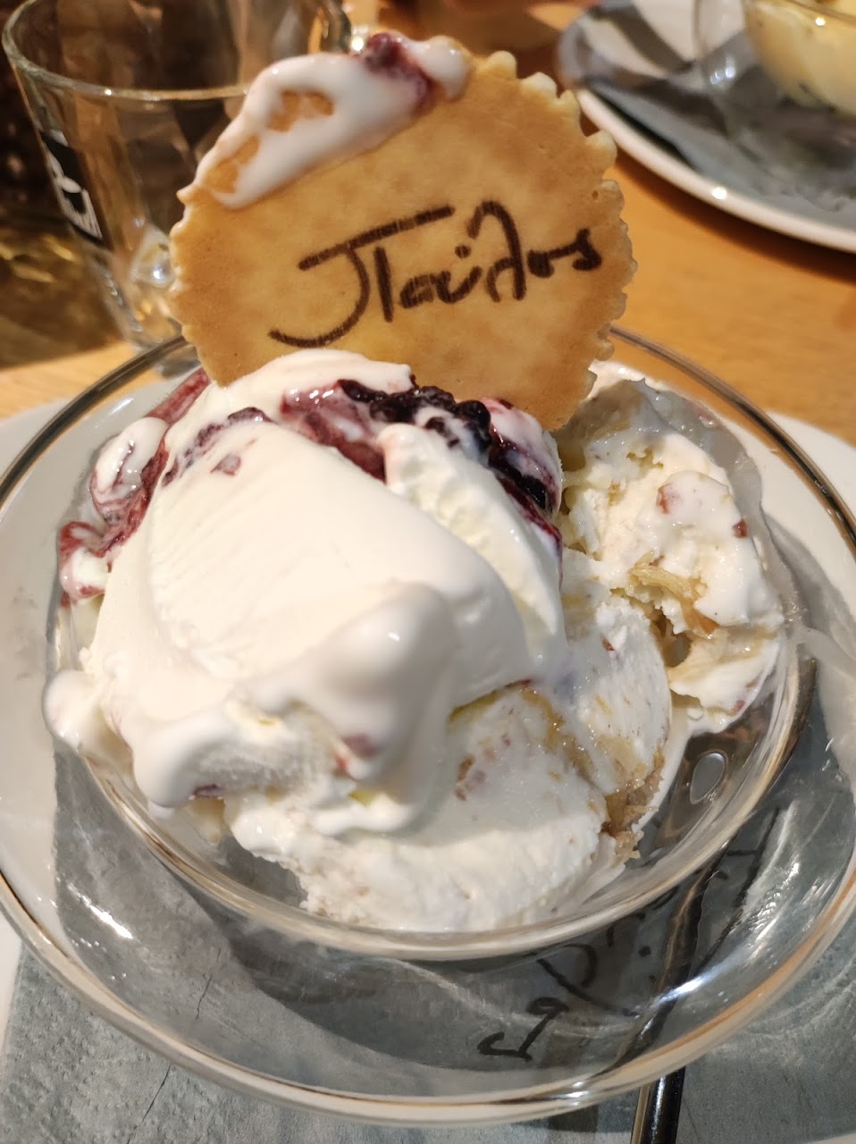 Pavlos Boutique Gelateria - Photo 4