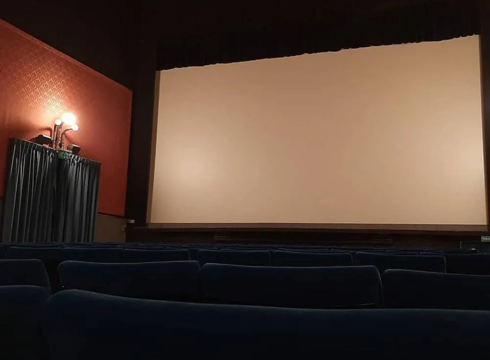 Aurora Cinema - Photo 4