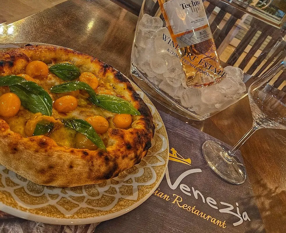 Venezia Pizza - Photo 2