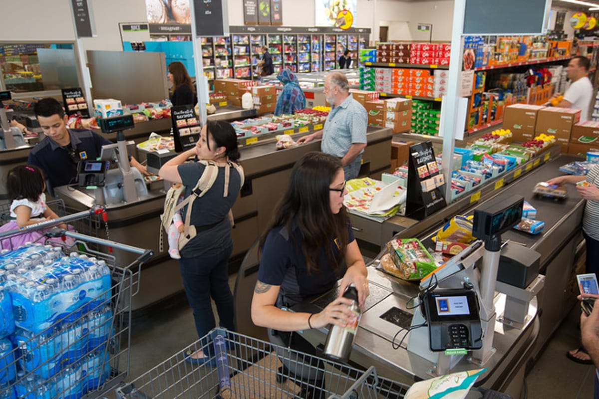 Alì Supermarket - Photo 2
