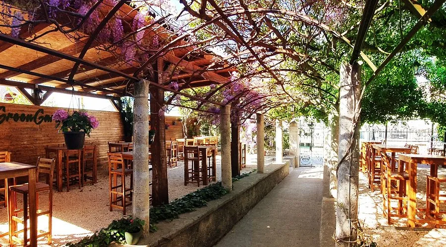 GreenGarden - Photo 1