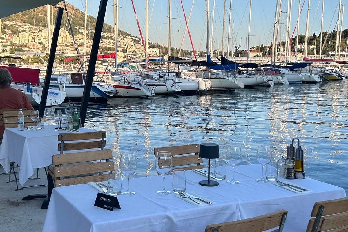 Orsan Restaurant - Photo 3