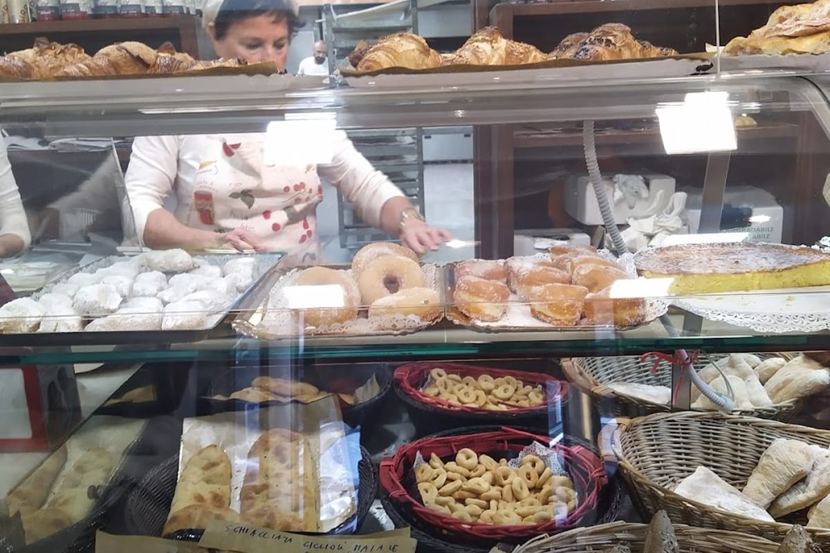 Bessi Bakery - Photo 2