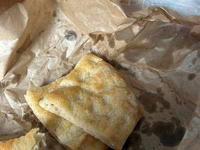 Bessi Bakery - Photo 3