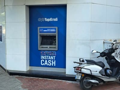 Yapı Kredi Bank - Photo 2