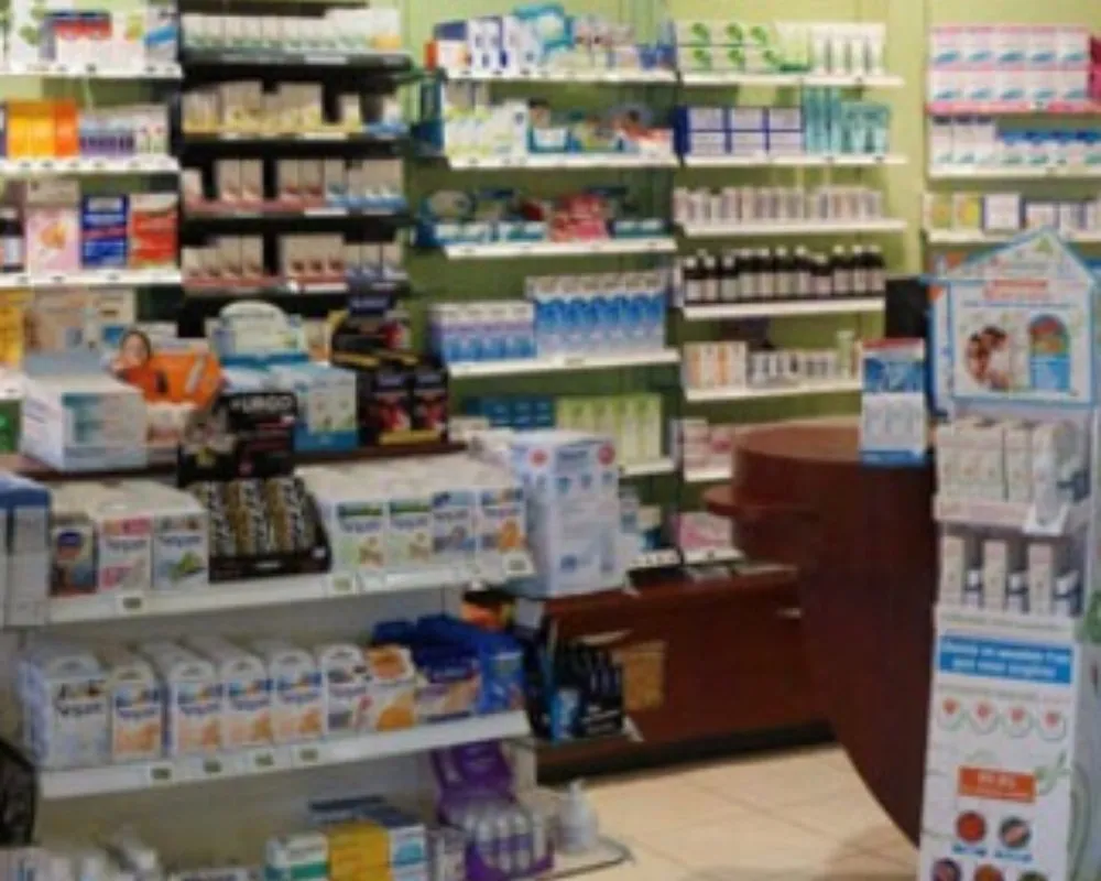 Dalloux Pharmacy - Photo 1