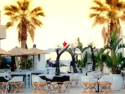 Palmbeach Cafe Bar Restaurant - Photo 1