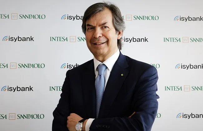 New Bank - Photo 1
