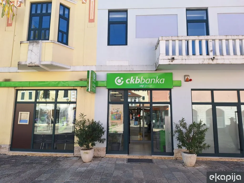 Montenegrin Commercial Bank - Photo 2