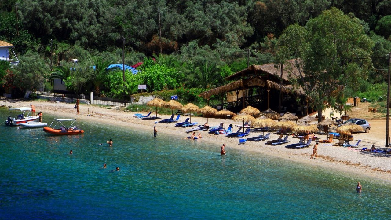 Agrios Beach Bar - Photo 1