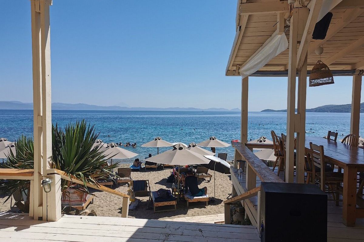 Navagos Beach Bar - Photo 1