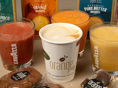Orange Cafe - Photo 2