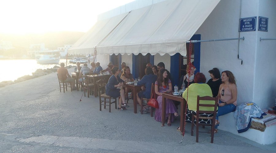 Ouzo Asprakis