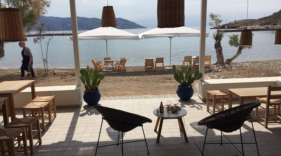 The Salt Flats Rendezvous Cafe-Snack Bar