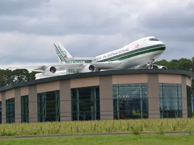 Boeing 747 - Photo 2