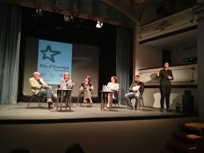 Sea and Land Municipal Theatre - Photo 2