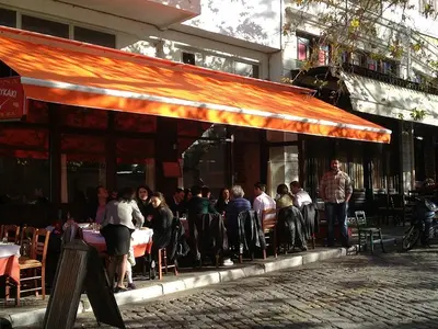 The Little Tavern - Photo 2