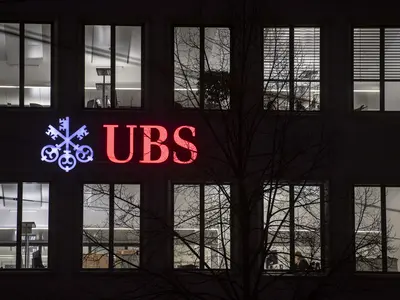 UBS - Photo 2