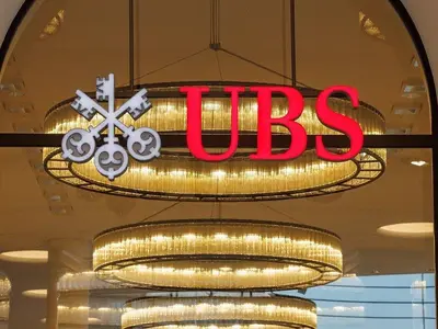 UBS - Photo 4
