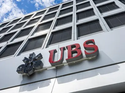UBS - Photo 3