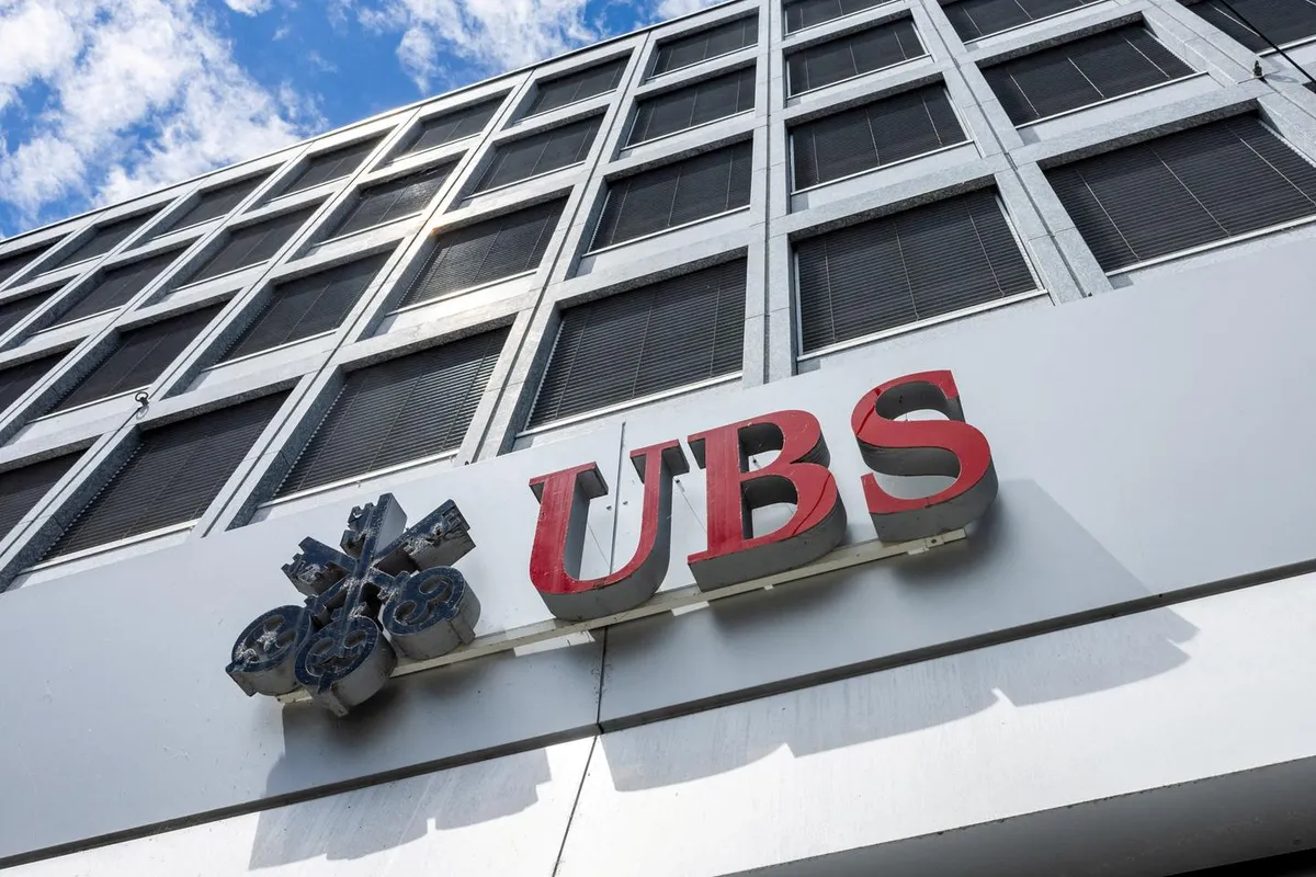 UBS - Photo 3