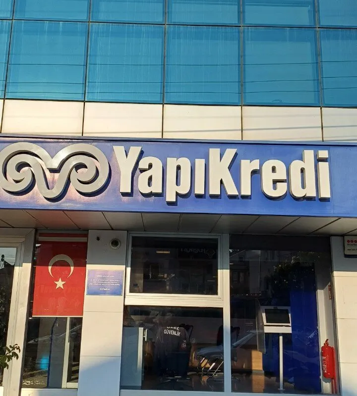 Yapı Kredi Bank - Photo 1