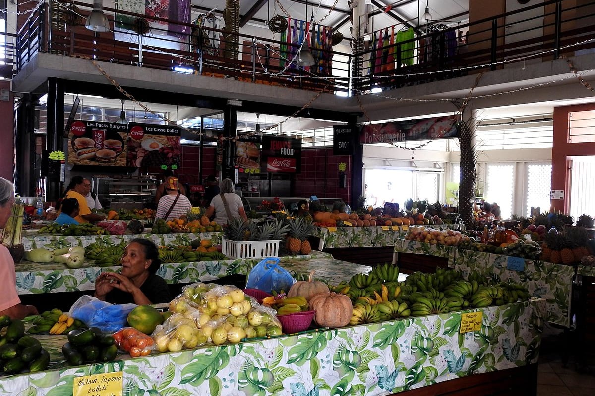 Raiatea Market - Photo 1