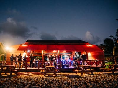 Zanzi'Bar - Photo 3