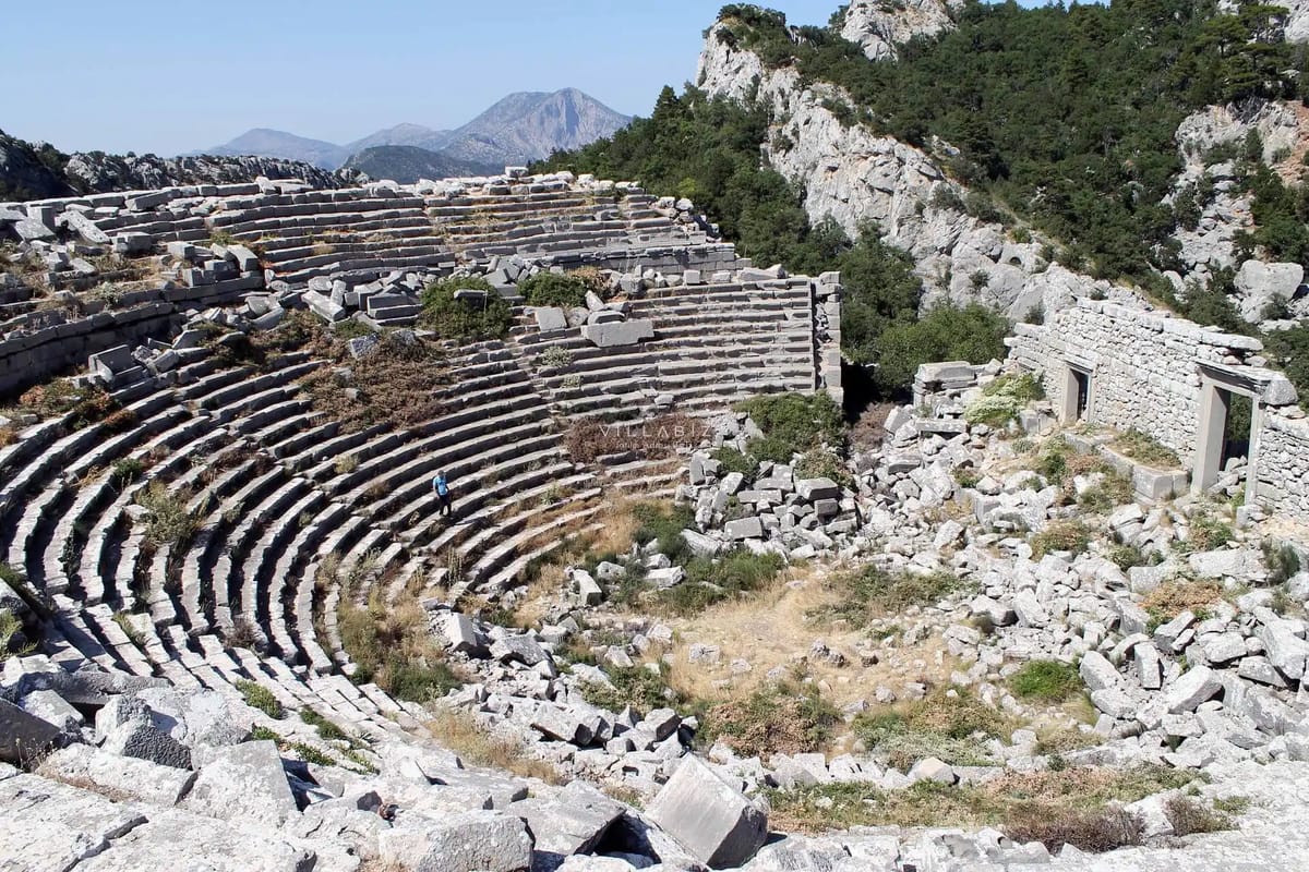 Telmessos Ancient Theatre - Photo 4